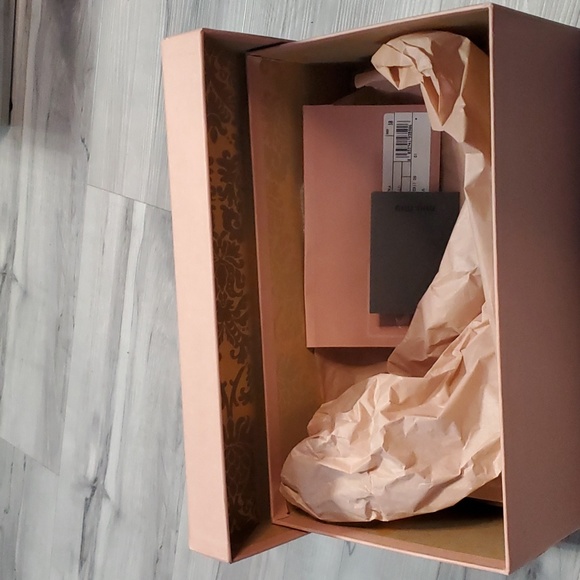 MIU MIU FLATS - Picture 8 of 9